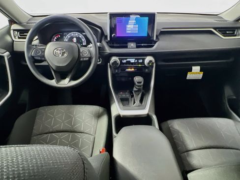 Used 2025 Toyota RAV4 XLE FWD image 28