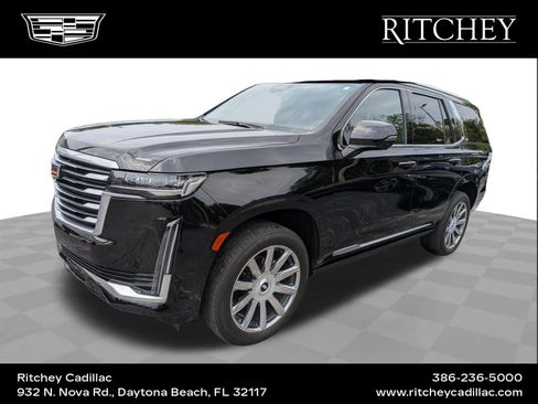 Certified 2022 Cadillac Escalade Premium Luxury Platinum w/ Heavy-Duty Trailer Package AWD/4WD image 1