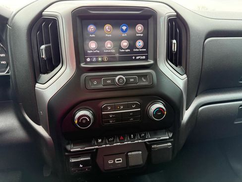 Used 2022 Chevrolet Silverado 2500 Custom w/ Custom Value Package image 28