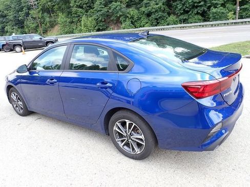 Used 2024 Kia Forte LXS w/ LXS Technology Package FWD image 5