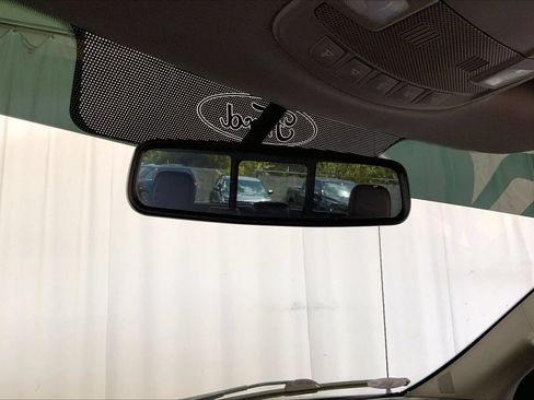Used 2018 Ford F250 Lariat w/ Lariat Value Package AWD/4WD image 17