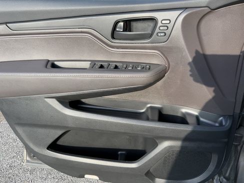 Used 2018 Honda Odyssey EX-L image 24