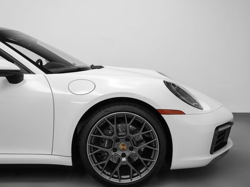 Used 2021 Porsche 911 Carrera image 14
