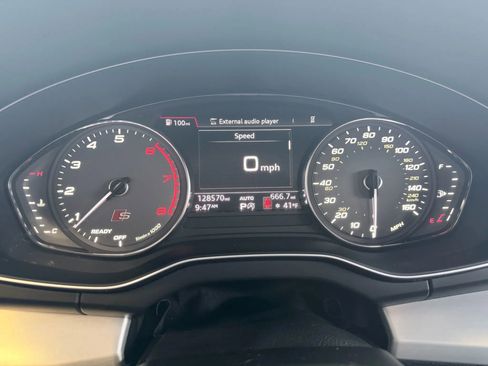 Used 2019 Audi SQ5 Premium w/ Convenience Package image 17