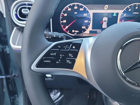 Used 2026 Mercedes-Benz GLC 300 4MATIC image 29