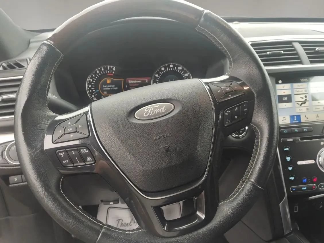 Used 2018 Ford Explorer Platinum AWD/4WD image 5