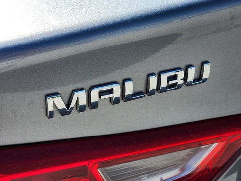 Used 2024 Chevrolet Malibu LT FWD image 13