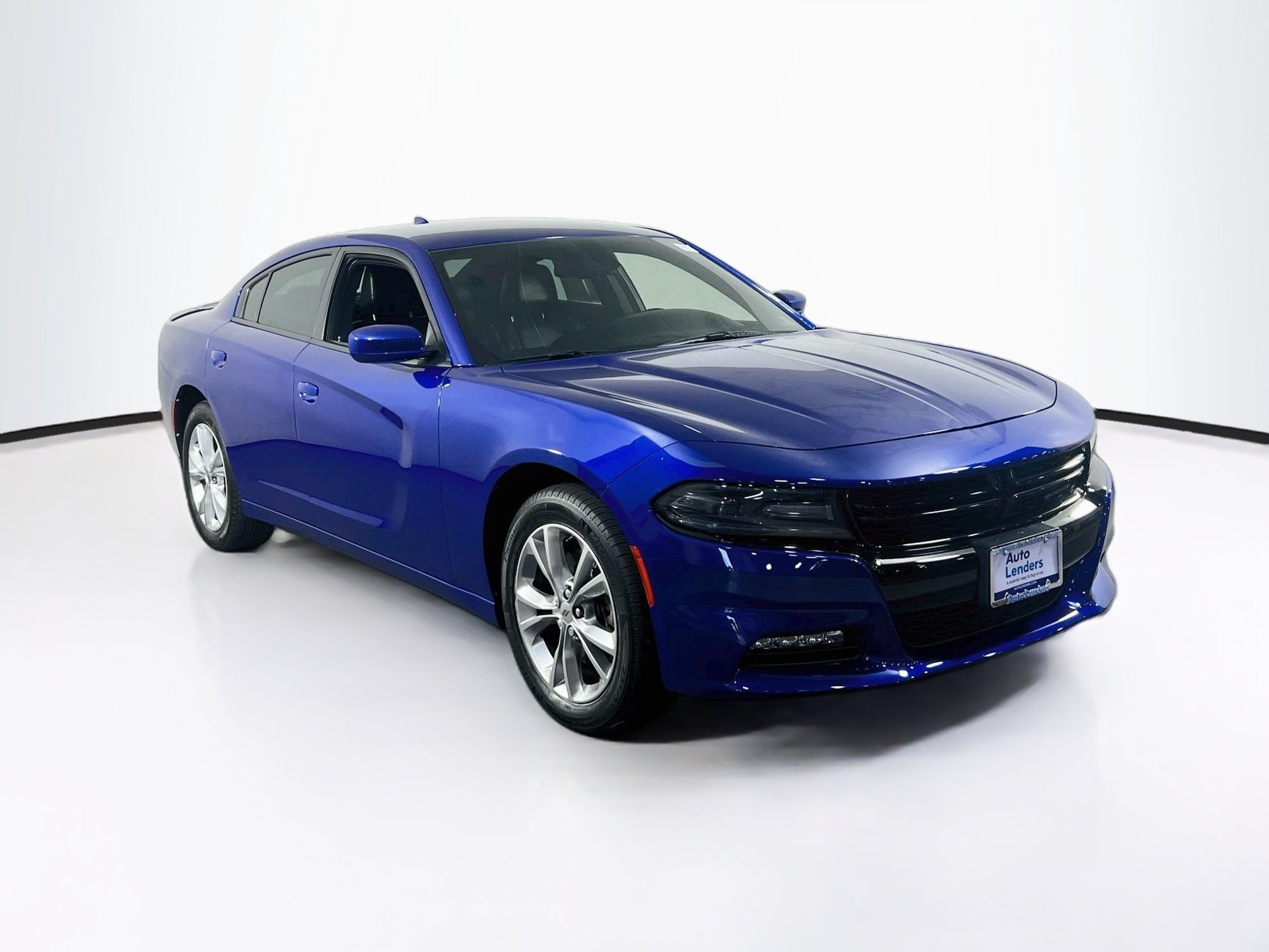Used 2020 Dodge Charger SXT w/ Plus Group AWD/4WD image 3