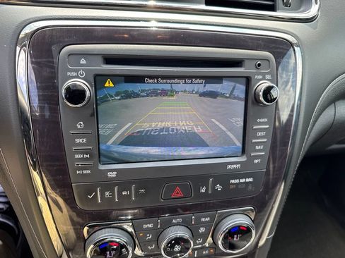 Used 2017 Buick Enclave Premium w/ Experience Buick Package FWD image 23