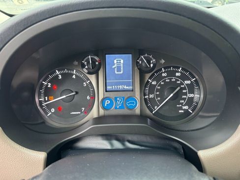 Used 2010 Lexus GX 460 image 21