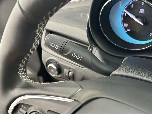 Used 2017 Buick Envision Essence image 17