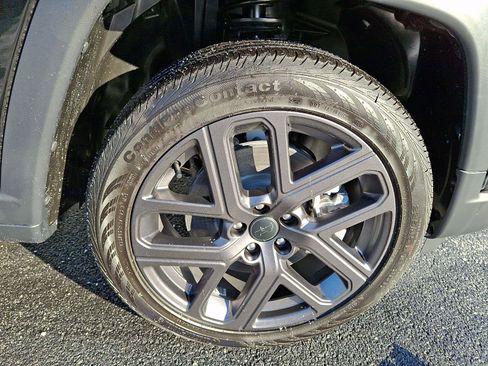 New 2026 Jeep Compass Limited image 5