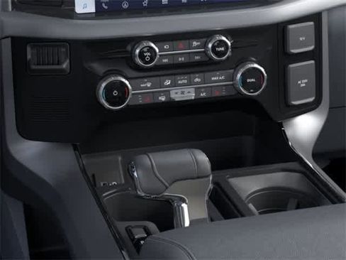 New 2025 Ford F150 Lightning XLT image 15