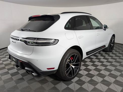 Certified 2023 Porsche Macan S image 7
