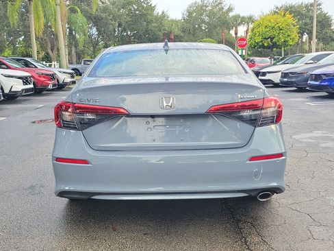 Certified 2024 Honda Civic Sport image 5