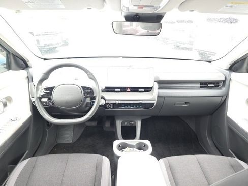 Certified 2024 Hyundai Ioniq 5 SE image 29