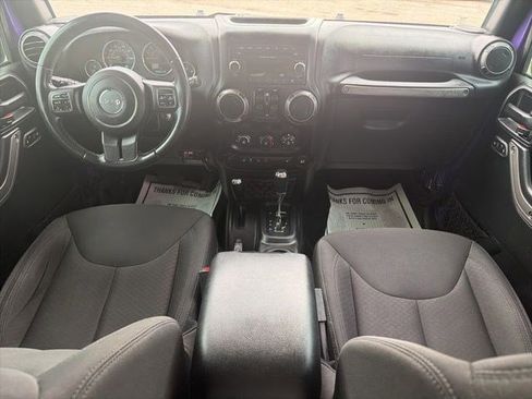 Used 2018 Jeep Wrangler Unlimited Sport S AWD/4WD image 19