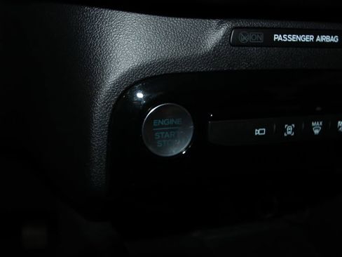 Used 2025 Ford Escape ST-Line Elite w/ Tech Pack #2 image 13