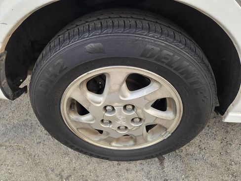 Used 1998 Toyota Camry XLE image 25