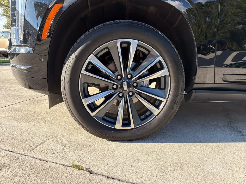 Used 2025 Cadillac Escalade Sport AWD/4WD image 11
