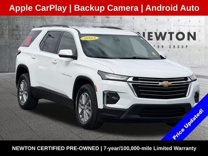Used 2023 Chevrolet Traverse LT