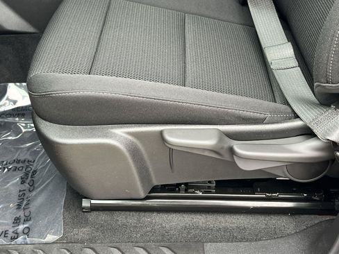 New 2026 GMC Canyon Elevation w/ LPO, Black Badging Package RWD image 22