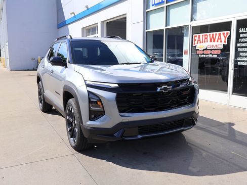 New 2026 Chevrolet Equinox RS w/ Convenience Package III AWD/4WD image 2