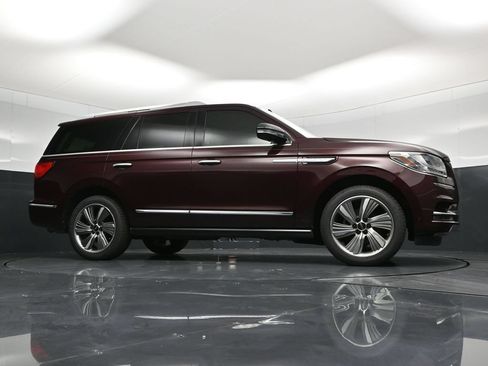 Used 2018 Lincoln Navigator Reserve w/ Technology Package AWD/4WD image 49