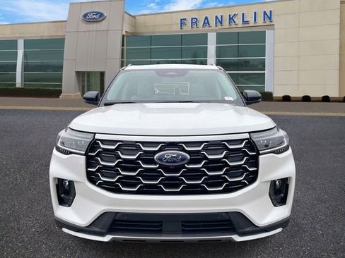 New 2026 Ford Explorer Platinum AWD/4WD image 8
