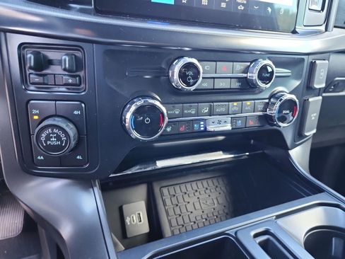 New 2025 Ford F150 Lariat w/ Equipment Group 502A High image 30