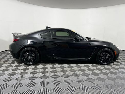 Certified 2023 Toyota GR86 Premium image 4