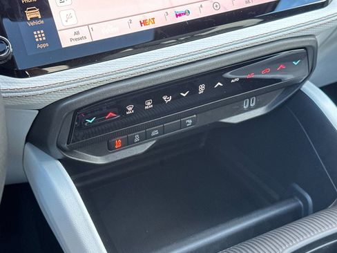 New 2026 Jeep Cherokee Limited image 20