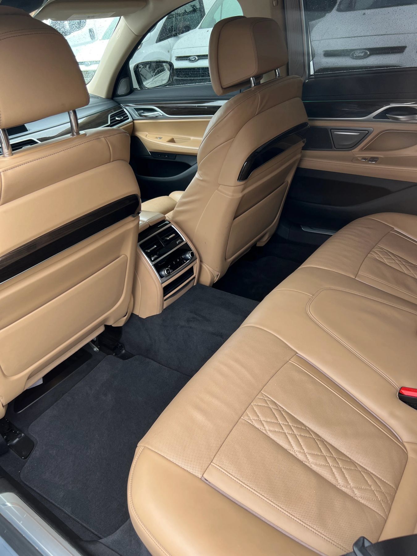 Used 2022 BMW 740i RWD image 12