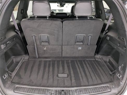 Certified 2024 Jeep Grand Cherokee L Laredo image 27