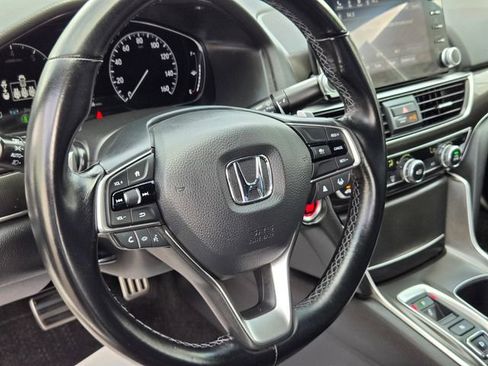 Used 2022 Honda Accord Sport image 9