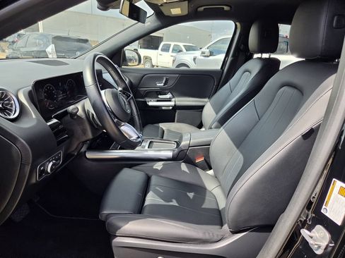 Used 2025 Mercedes-Benz GLA 250 image 25