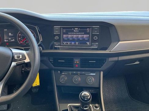 Used 2020 Volkswagen Jetta S w/ Driver Assistance Package FWD image 9