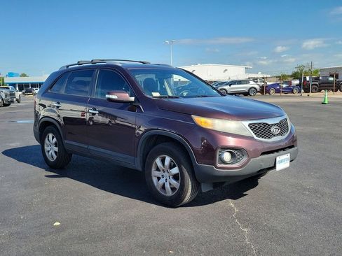 Used 2011 Kia Sorento 2WD w/ Convenience Pkg image 8