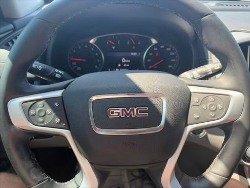 Used 2023 GMC Terrain SLT w/ LPO, Floor Liner Package FWD image 21