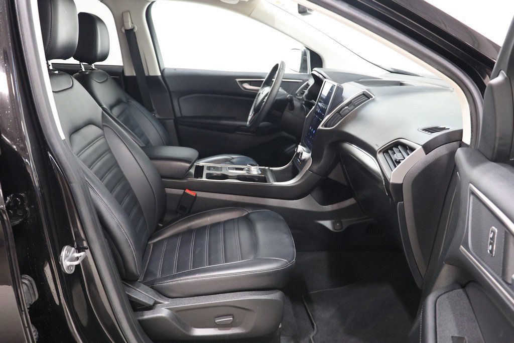Used 2022 Ford Edge SEL AWD/4WD image 39