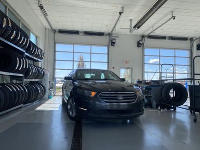 Used 2018 Ford Taurus SEL