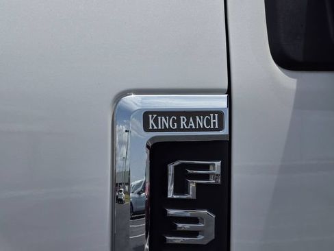 Used 2019 Ford F350 King Ranch w/ Chrome Package RWD image 39