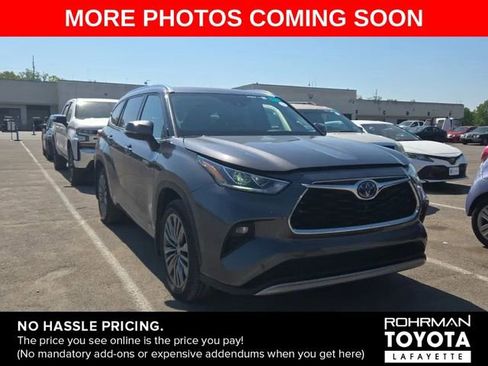 Used 2020 Toyota Highlander Platinum AWD/4WD image 4