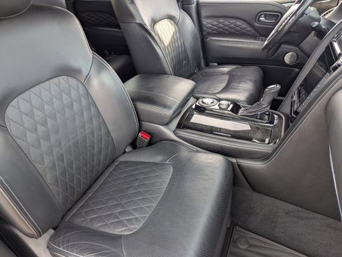 Used 2021 INFINITI QX80 Sensory w/ All-Season Package image 11