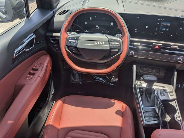 New 2026 Kia Sportage SX FWD image 17