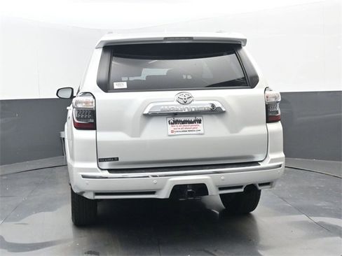 Used 2024 Toyota 4Runner Limited image 19