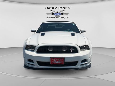 Used 2013 Ford Mustang GT Premium w/ Electronics Pkg RWD image 8