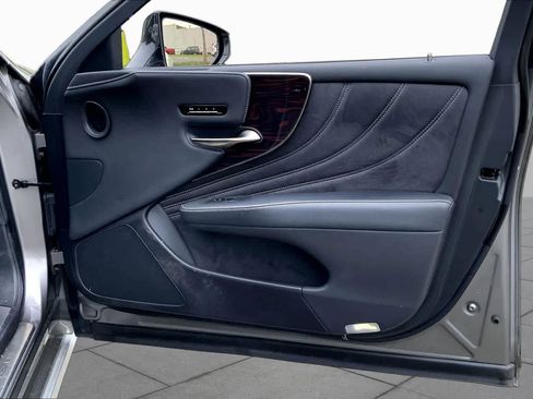 Certified 2023 Lexus LS 500 AWD w/ Interior Upgrade Package image 23