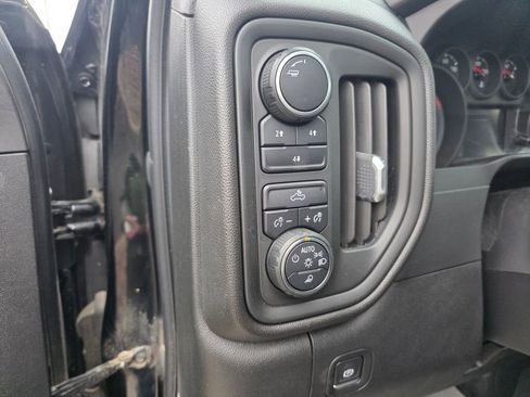 Used 2020 Chevrolet Silverado 2500 Custom w/ Custom Value Package AWD/4WD image 20