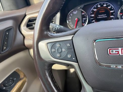 Used 2018 GMC Acadia Denali AWD/4WD image 18